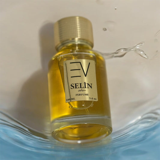 Selin Perfume – A Pink Floral and Fruity Scent with a Touch of Oud